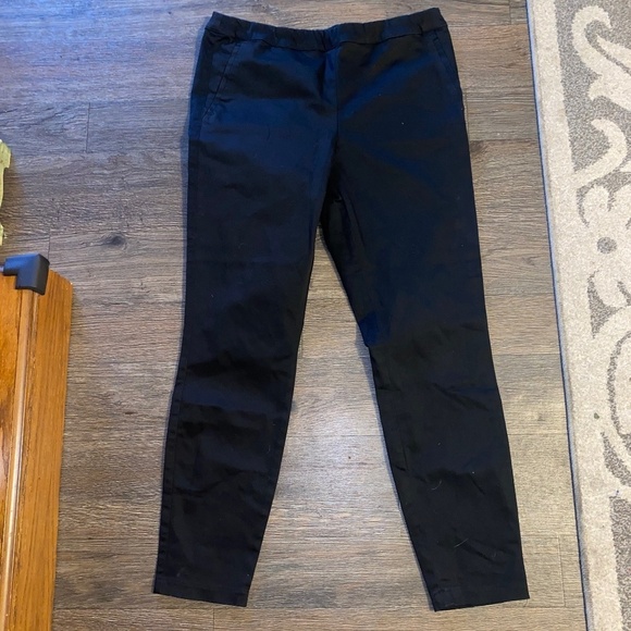 Tommy Hilfiger size 14 black pull on pants - Picture 1 of 8